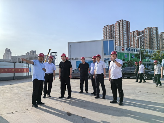 集團(tuán)總工程師李占武帶隊(duì)到四分公司西南地表水廠(chǎng)項(xiàng)目考察交流